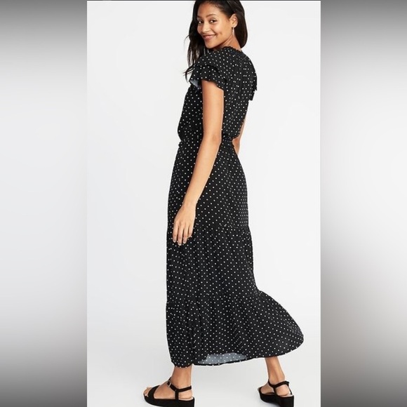 Waist-Defined Ruffle-Sleeve Dress by Old Navy Size Small - Black & White Dots 🖤🤍 - Picture 2 of 10